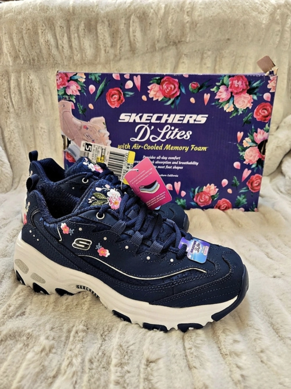Skechers D'Lites Floral Sneakers Blue & White US 7 M NWT